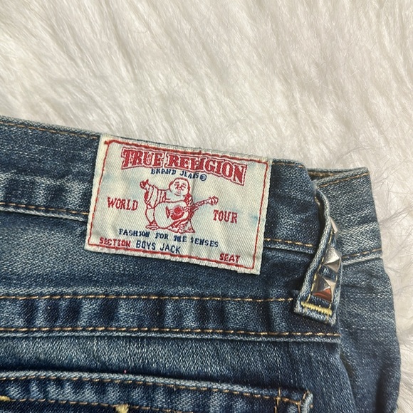 Boys true religion jeans loose fit with design I. The belt loops. Size 12 - Picture 3 of 6